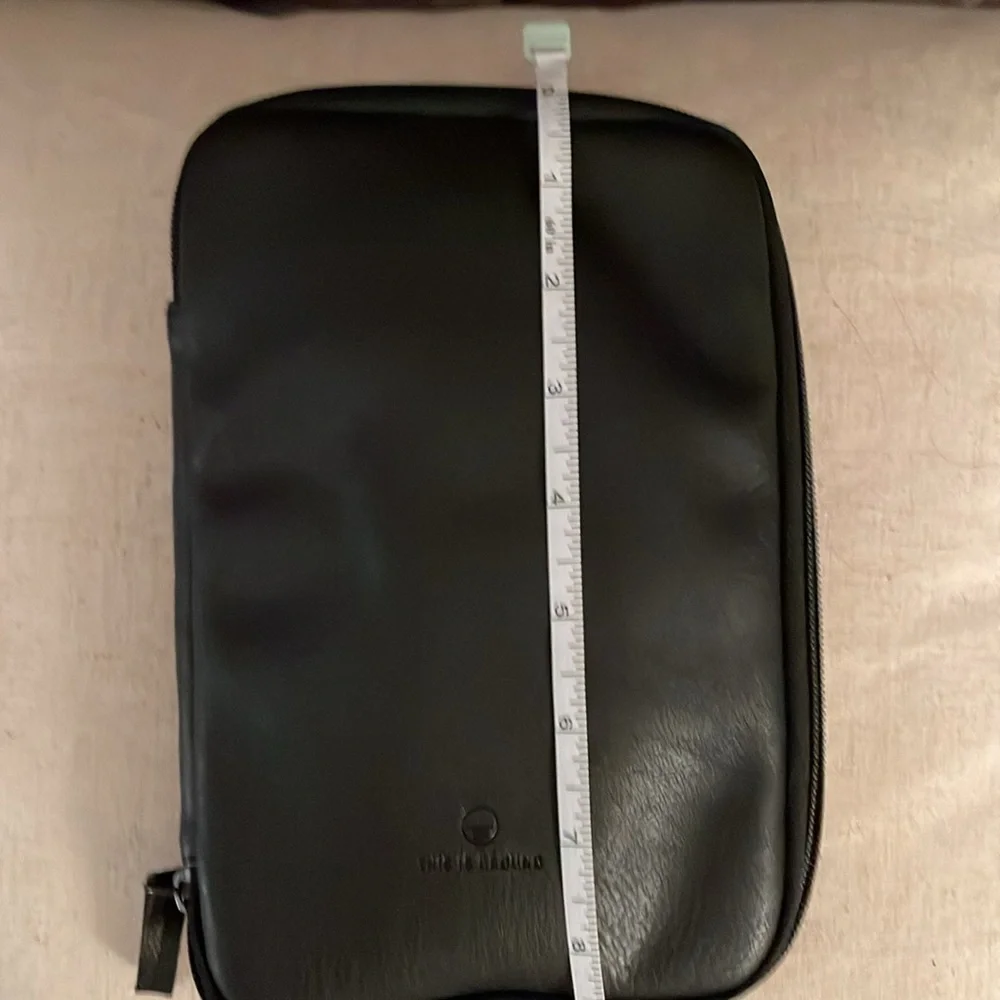 Electronic cables and iPad mini or kindle storage case